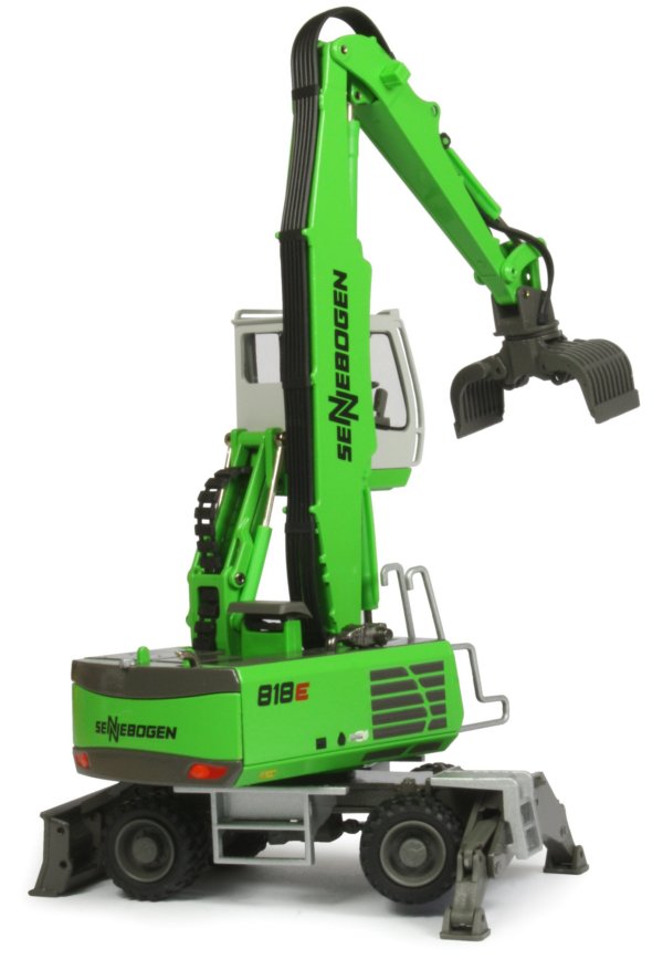 Sennebogen 818E Material Handler